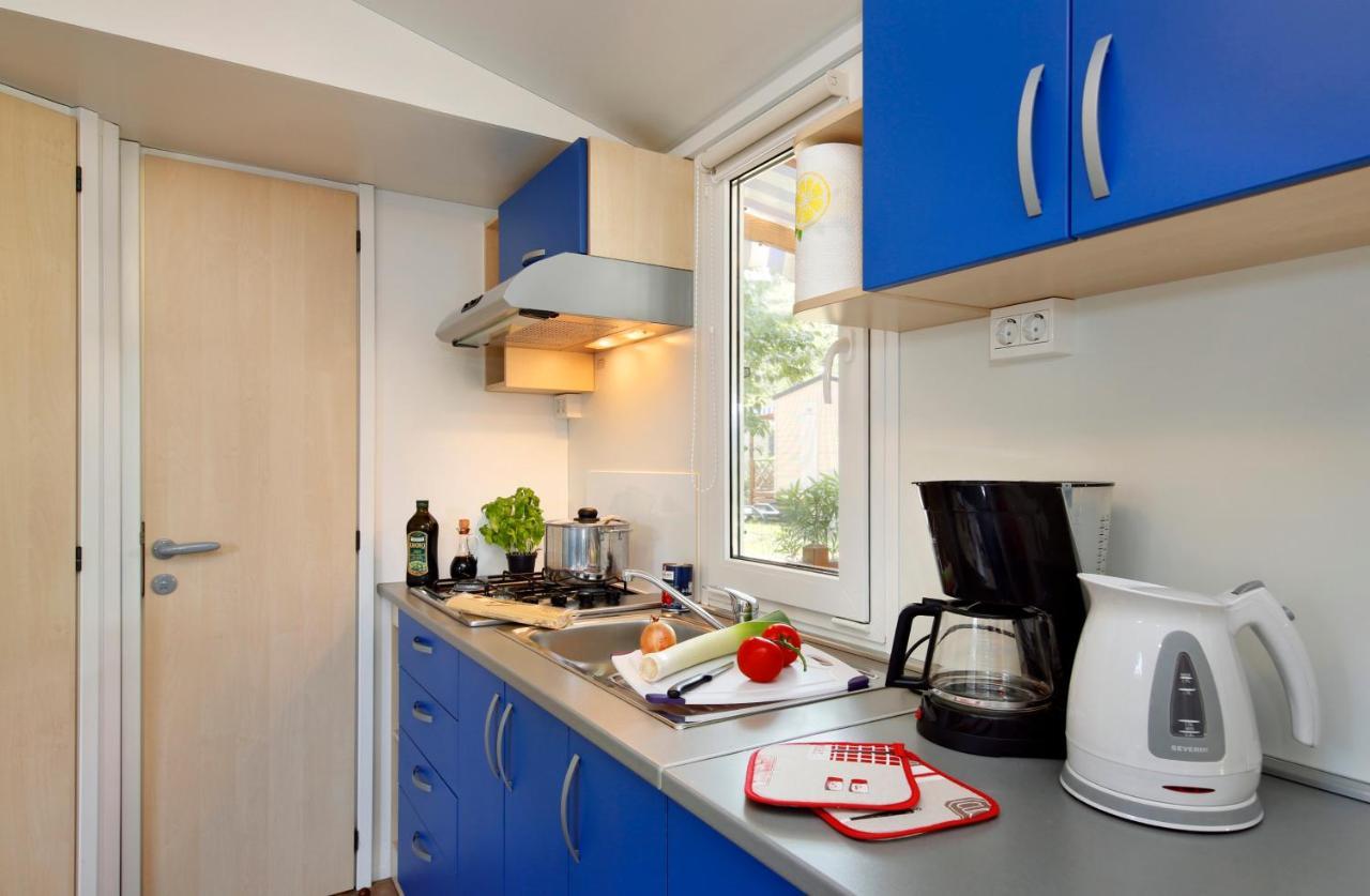 Albatross Mobile Homes On Camping Waikiki ลิโดดิเยโซโล ภายนอก รูปภาพ